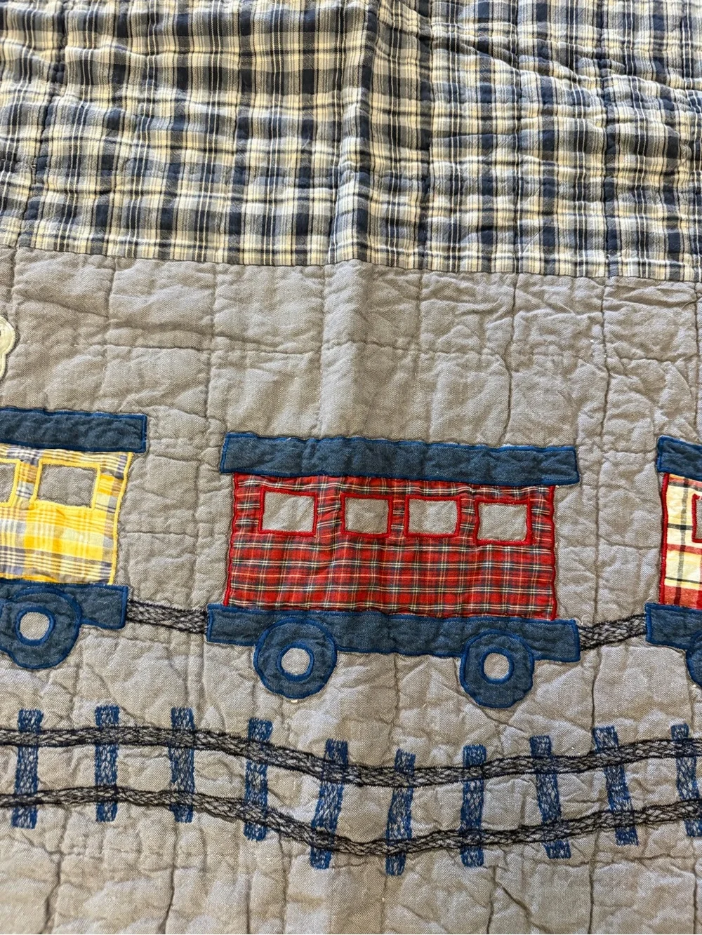 The Company Store CHOO-CHOO TRAINS Blue Red Plaid Chambray Kid Twin Quilt 83x63”